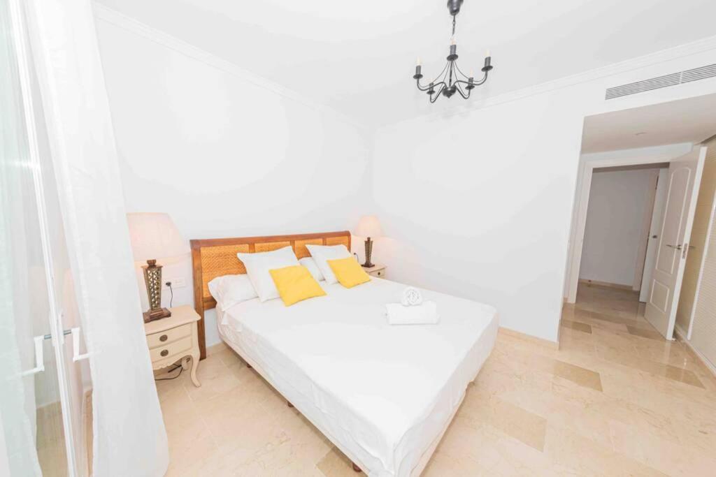 Terrazas De Banus / 2bed/ 2bath/wifi Lägenhet Marbella